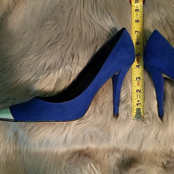 Blue 4" chrome tip pumps - Picture 3 of 6